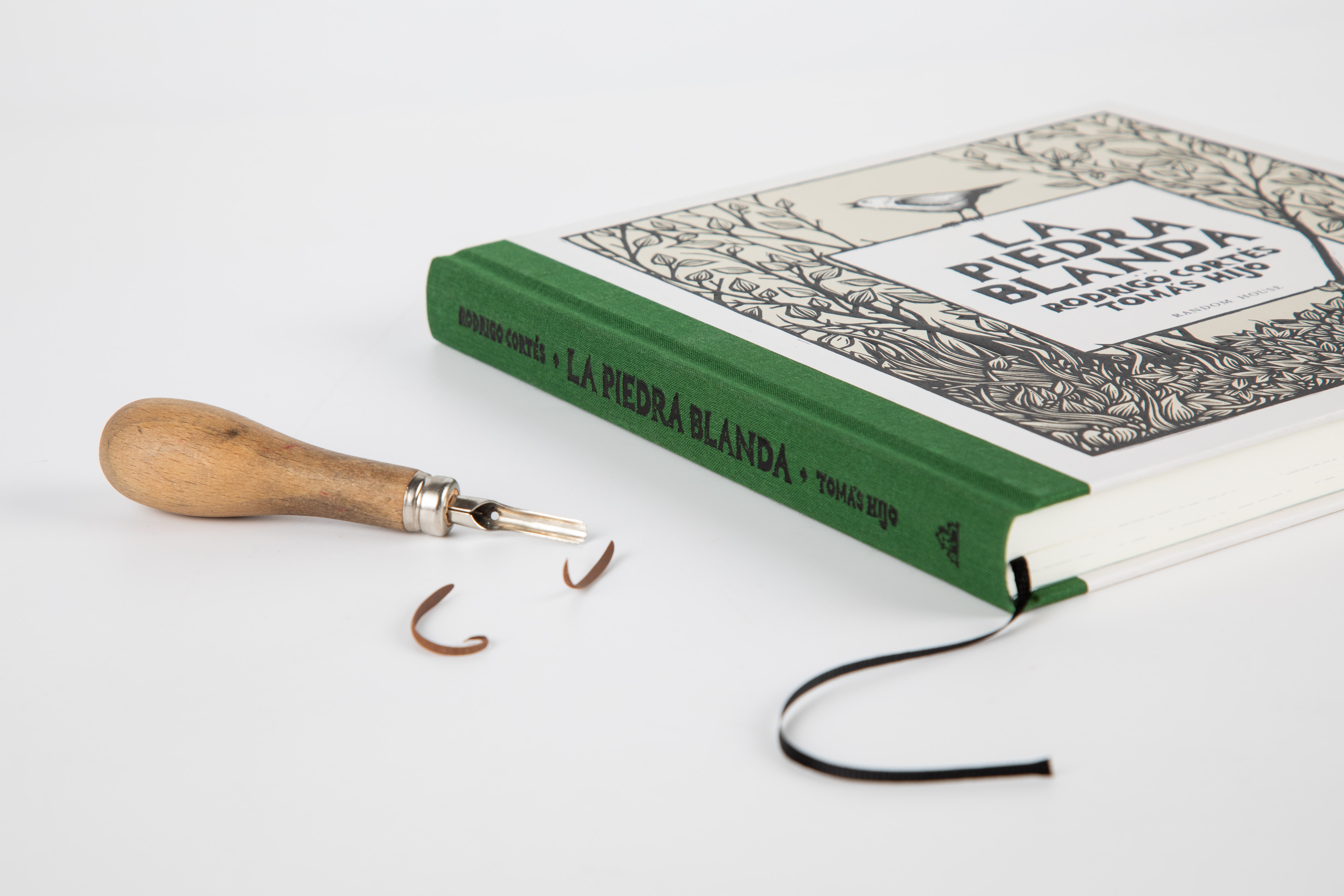 additional book photo